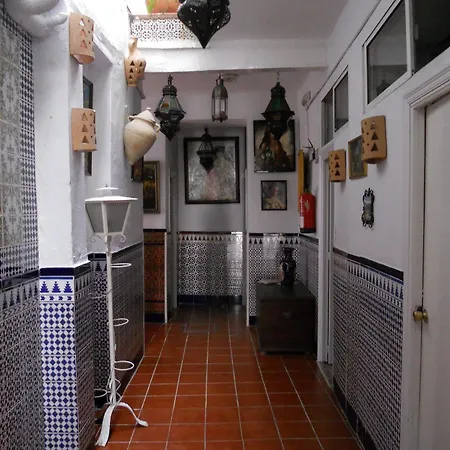 Casa de hóspedes Santa María La Blanca 2*